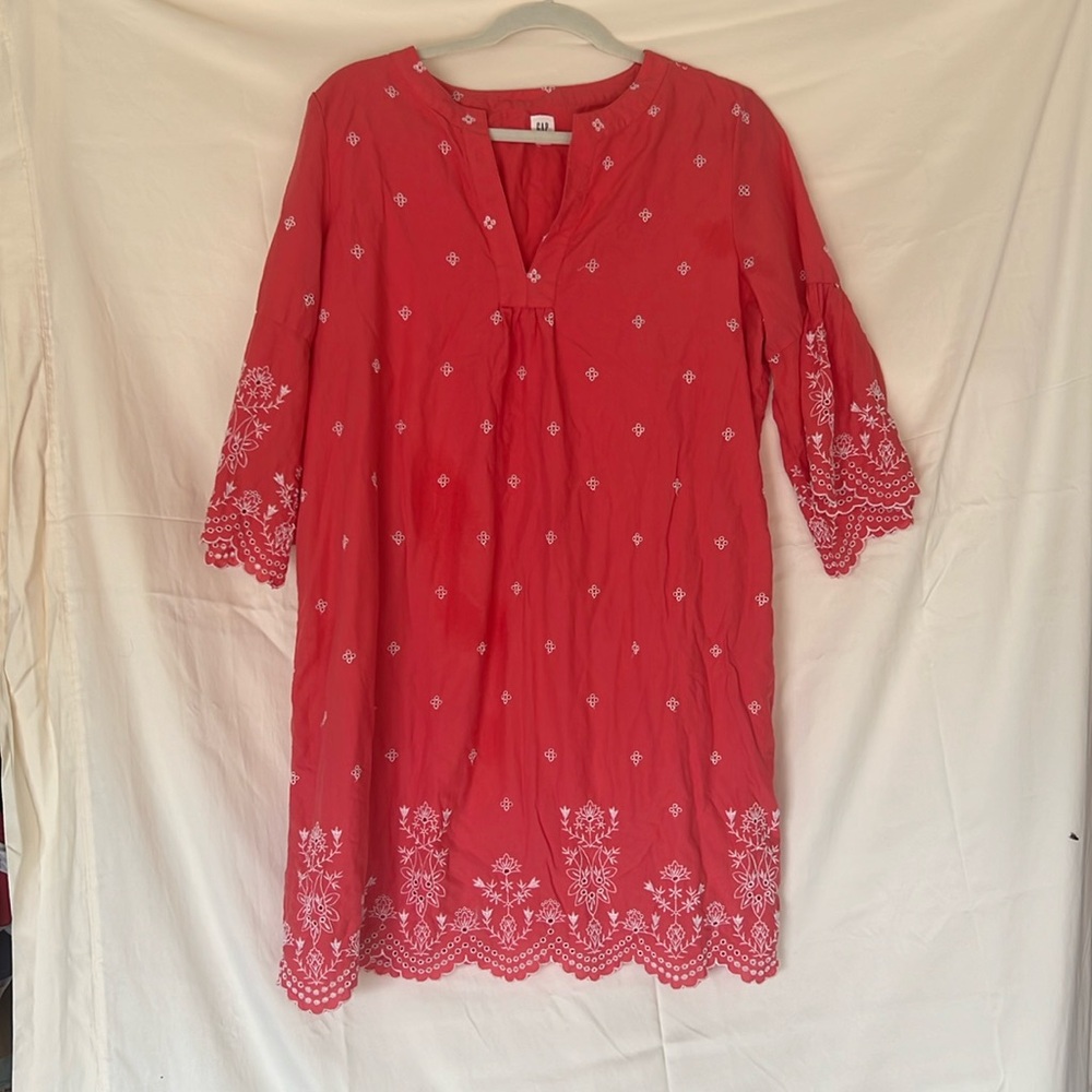 Gap Coral color Dress Size L